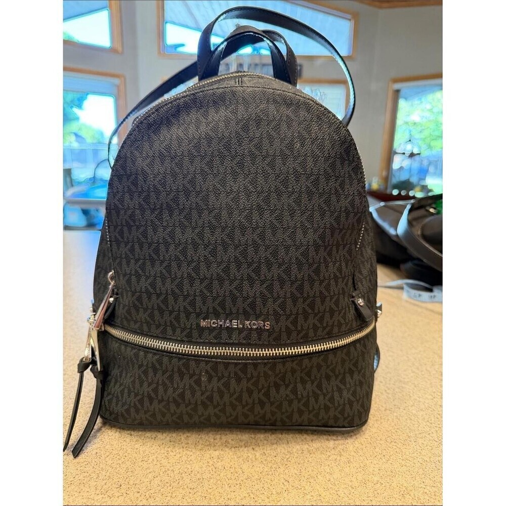 Michael Kors Black Logo Zip Front Baa 3